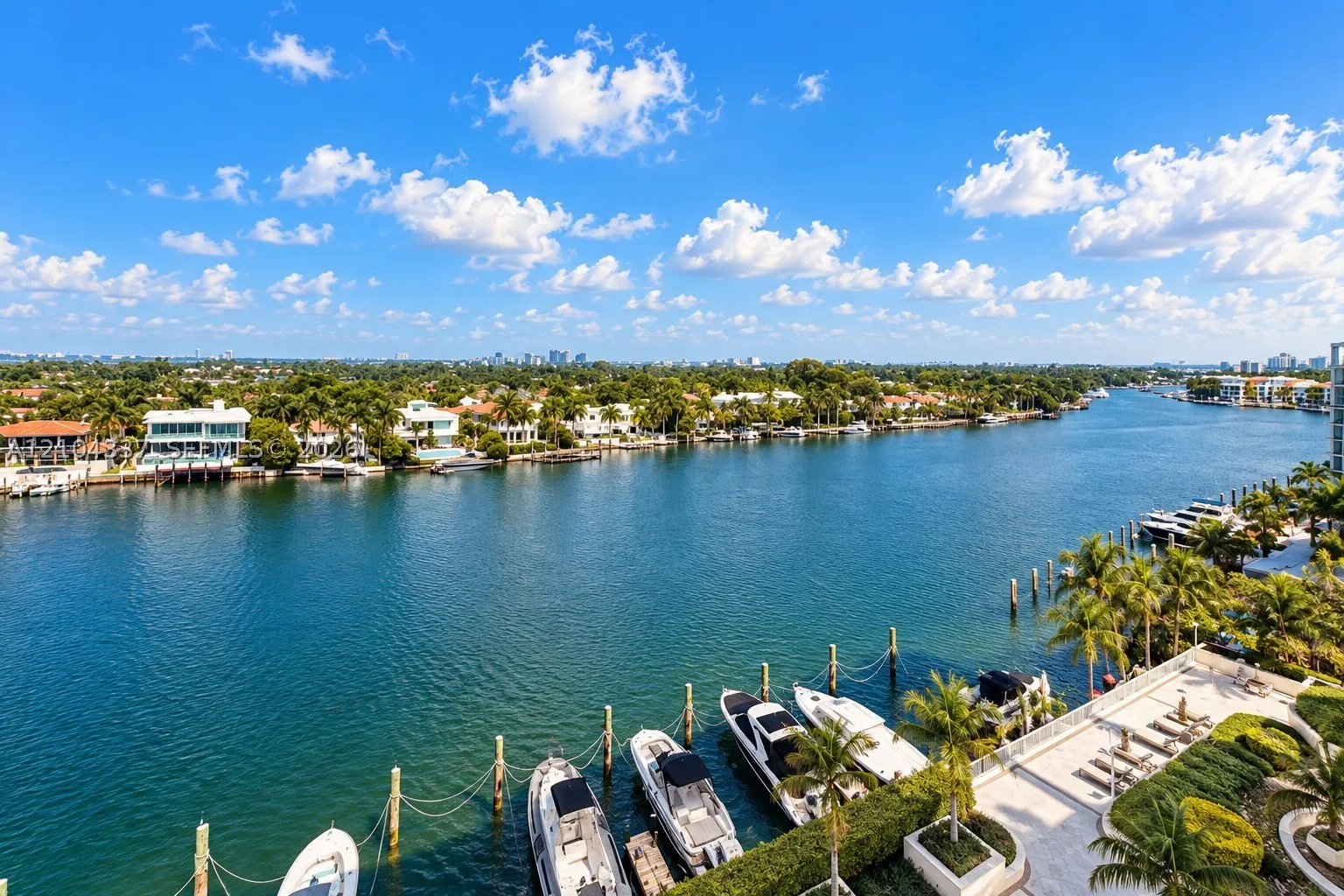 5600 Collins Ave #9S