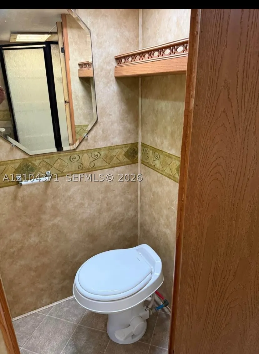 2101 N 57th Ter
