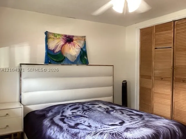 2101 N 57th Ter