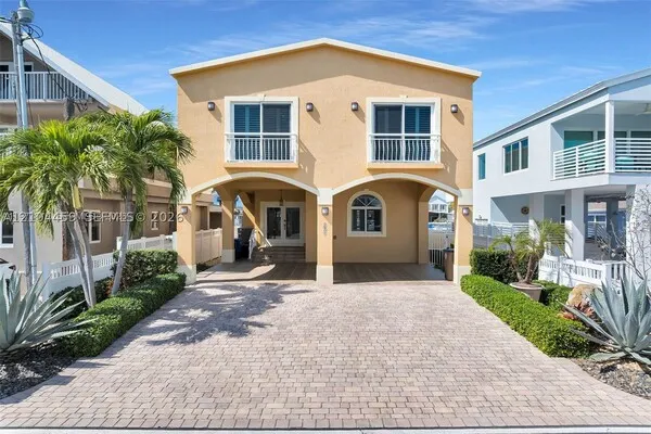 226 Normandy Dr