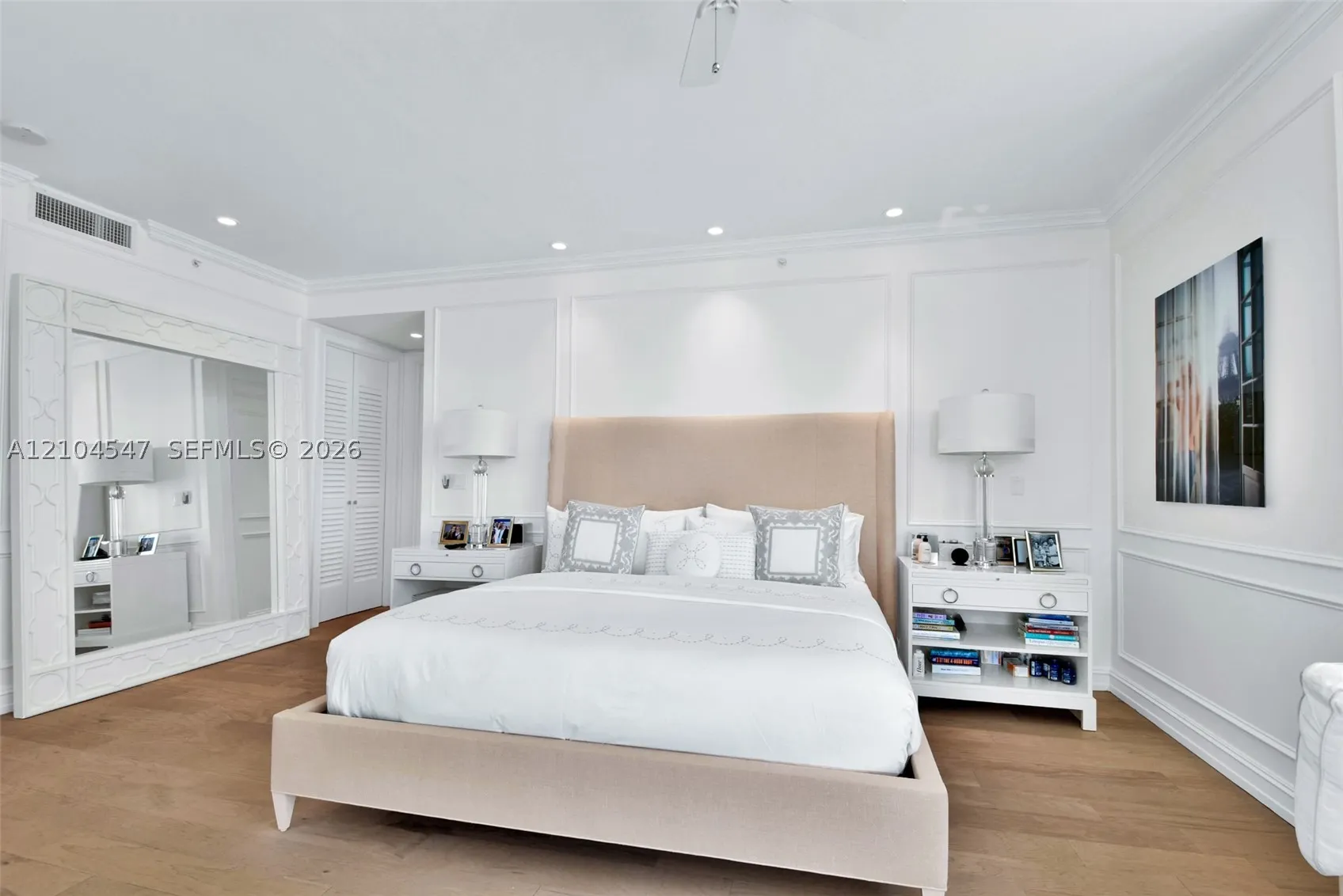 16047 Collins Ave #1401