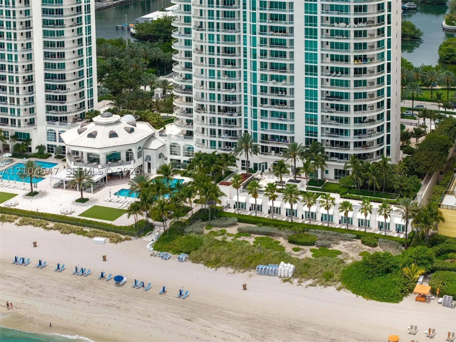16047 Collins Ave #1401
