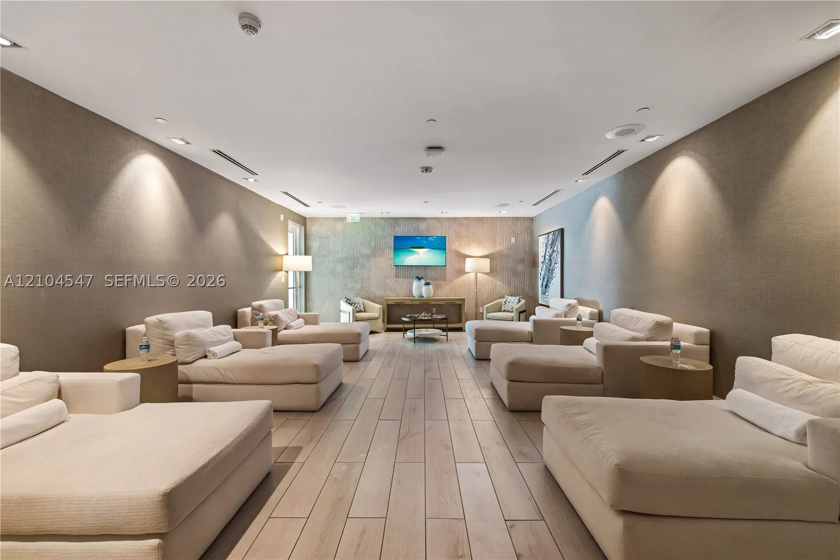 16047 Collins Ave #1401