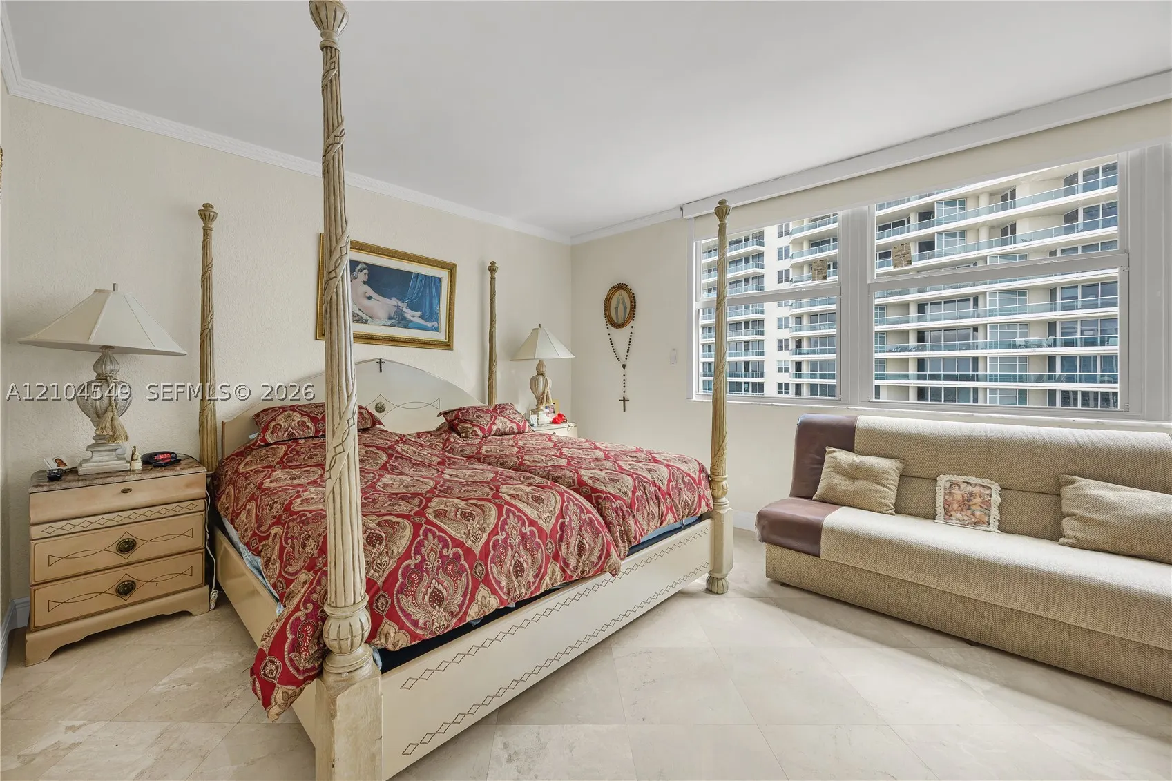 5055 Collins Ave #12F