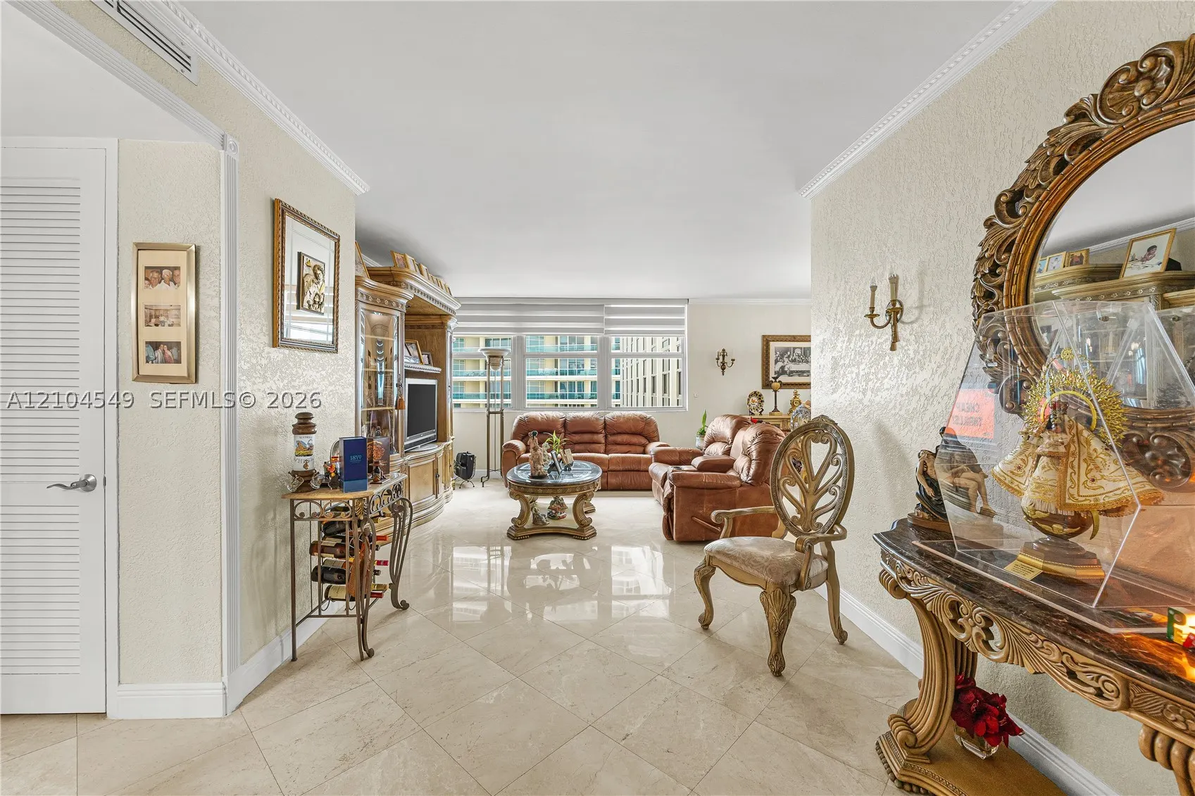 5055 Collins Ave #12F