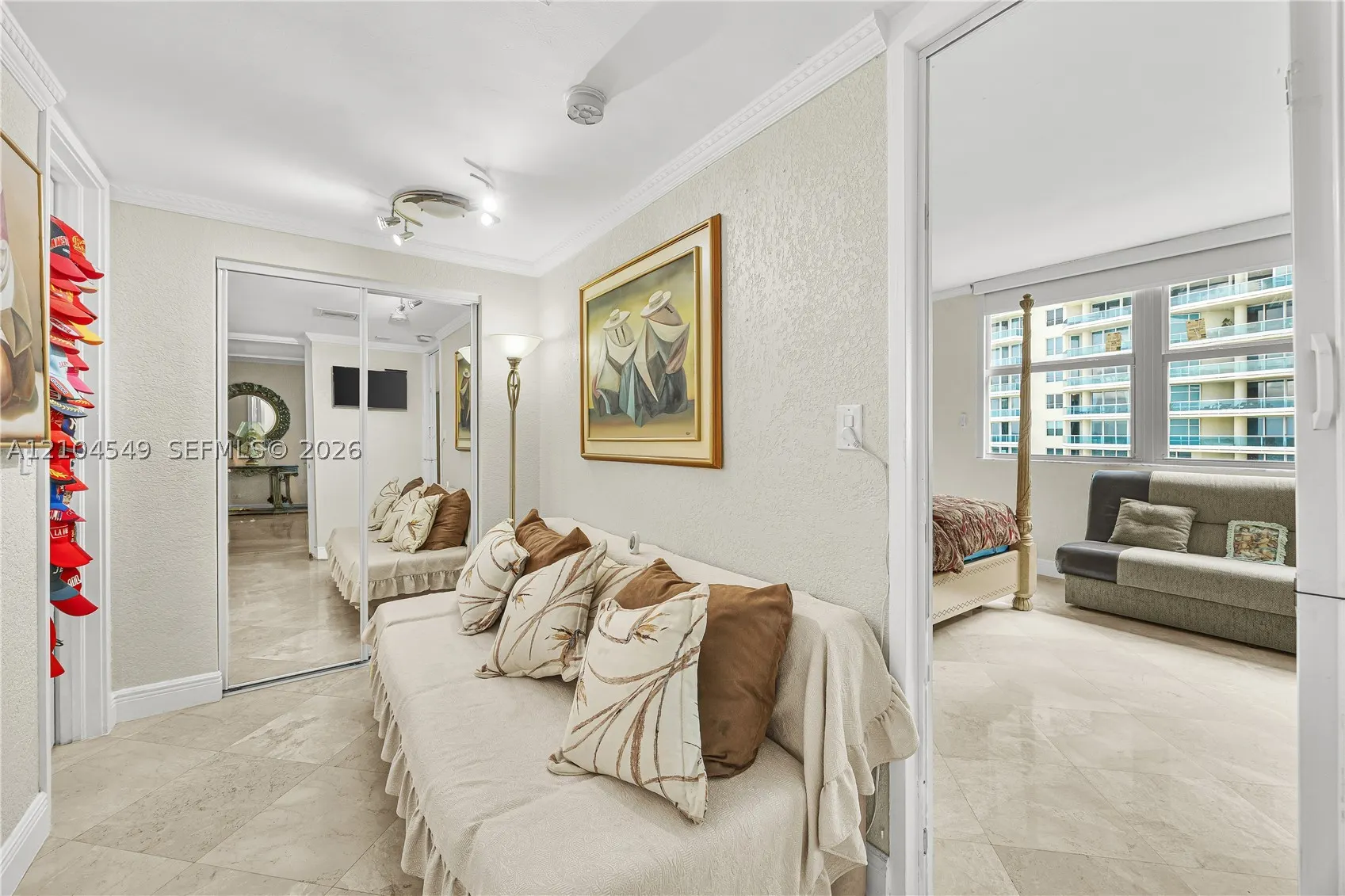 5055 Collins Ave #12F
