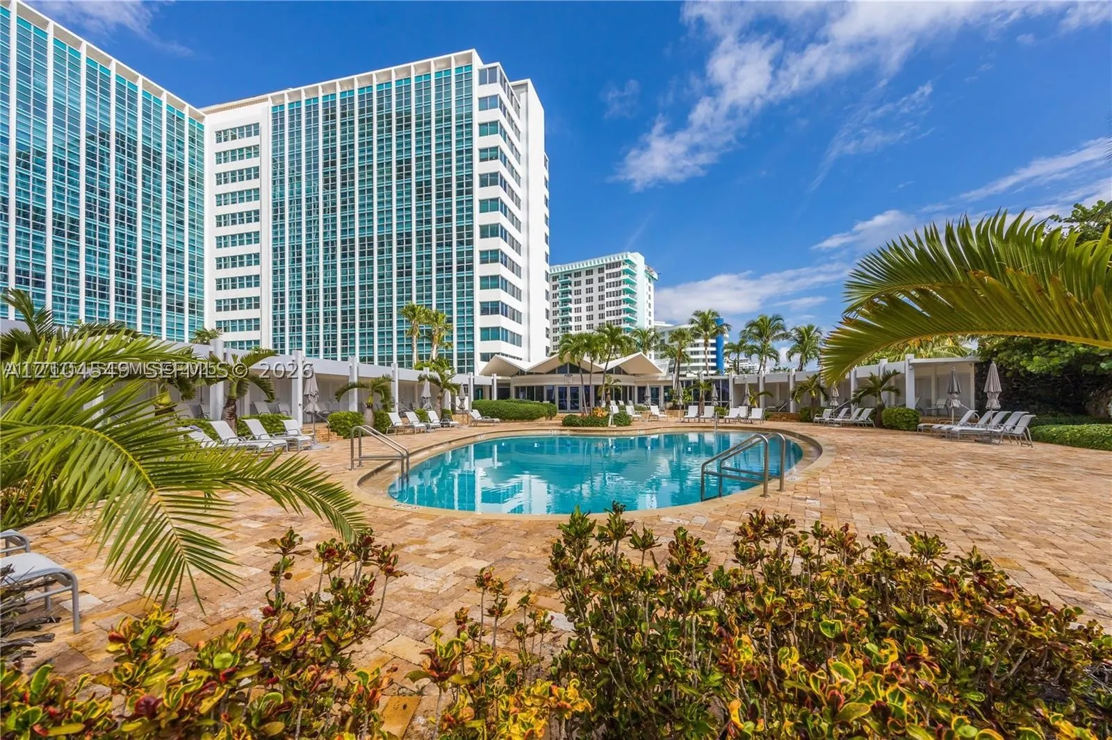 5055 Collins Ave #12F