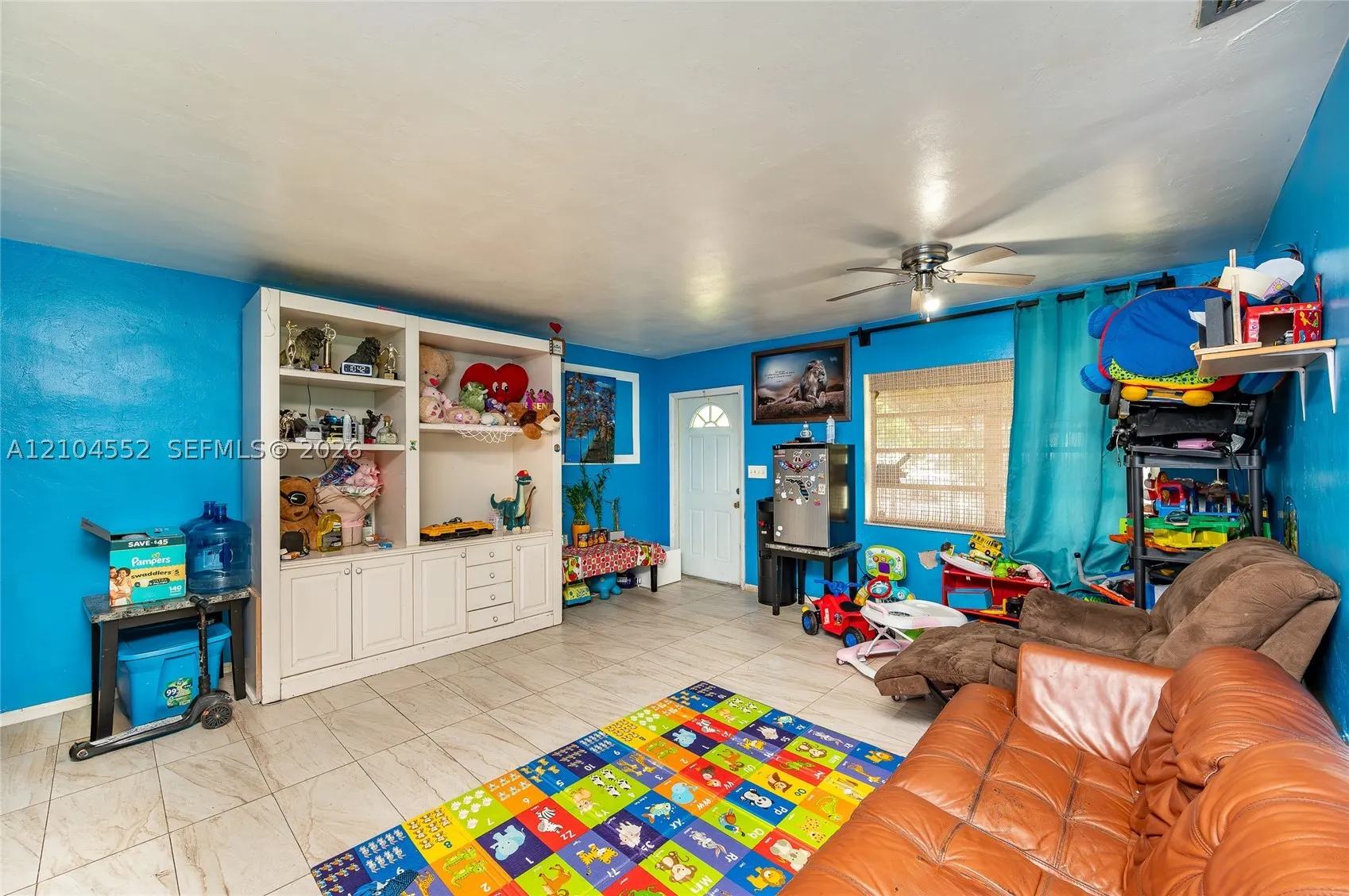 174 NE 14th St