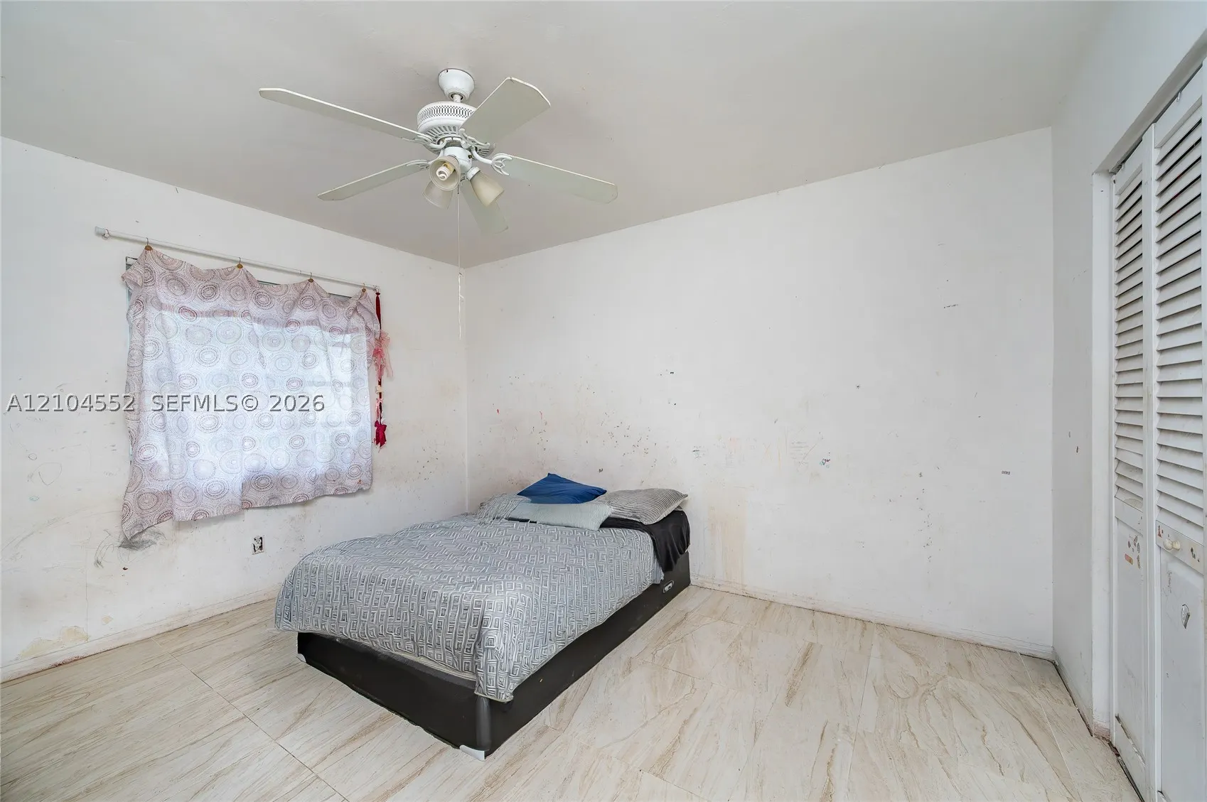 174 NE 14th St