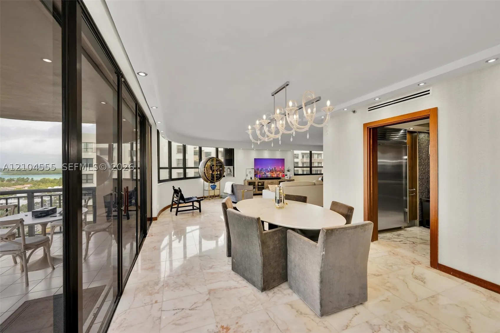 10175 Collins Ave #1207