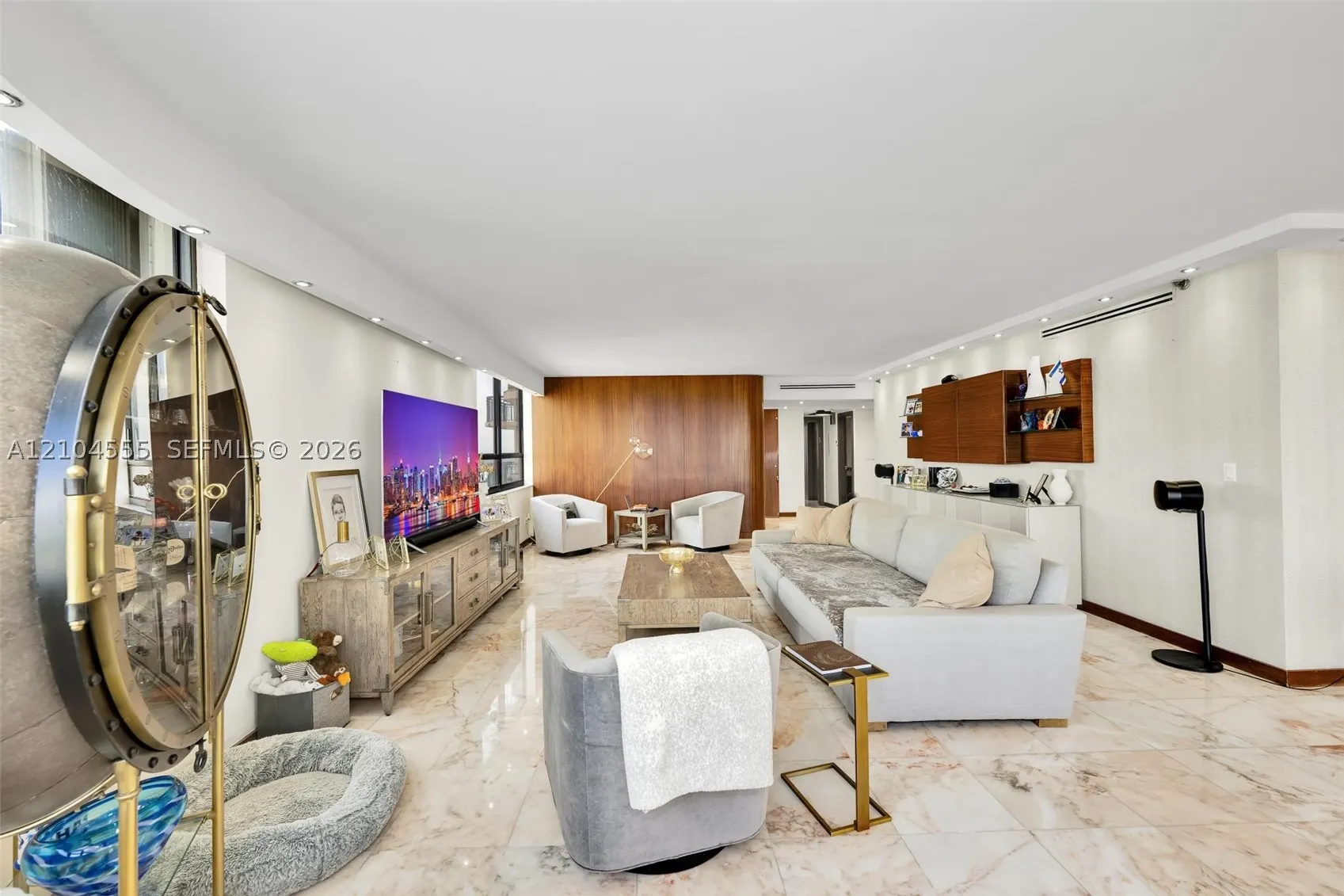 10175 Collins Ave #1207