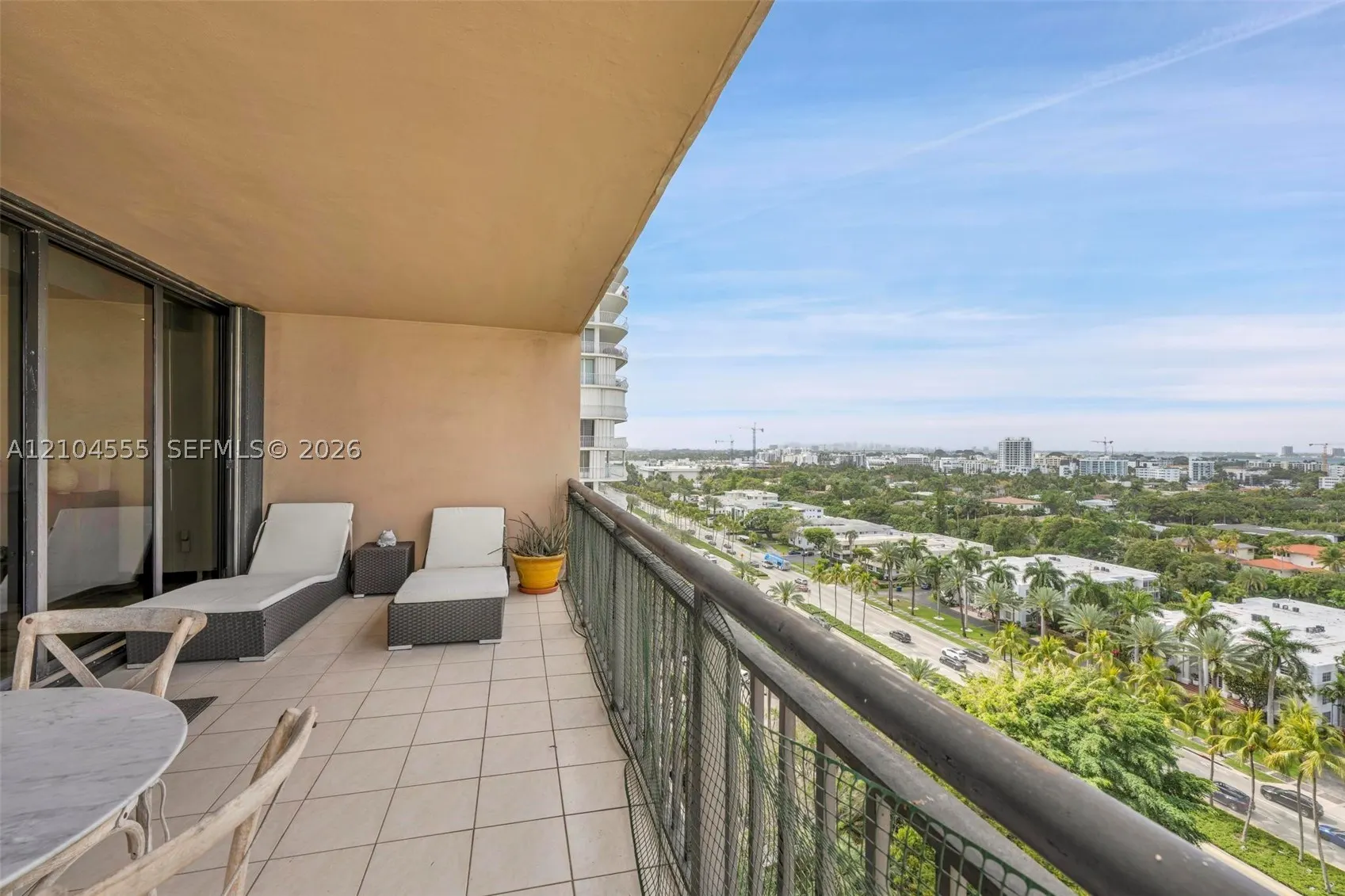 10175 Collins Ave #1207