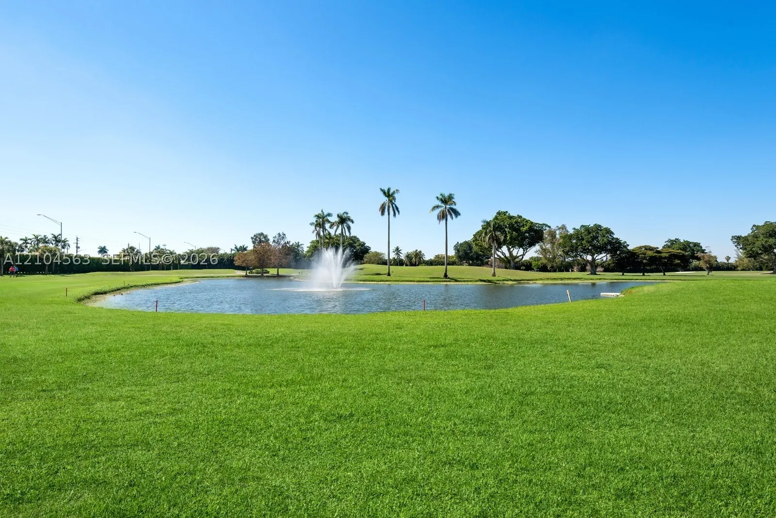 8911 S Hollybrook Blvd #310
