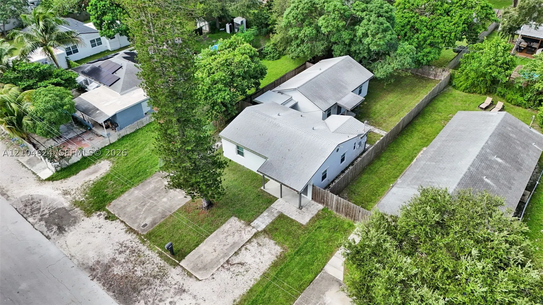 1223 NW 6th Ave
