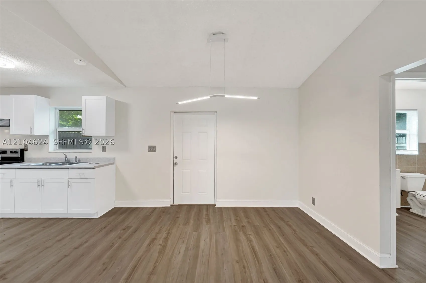 1223 NW 6th Ave