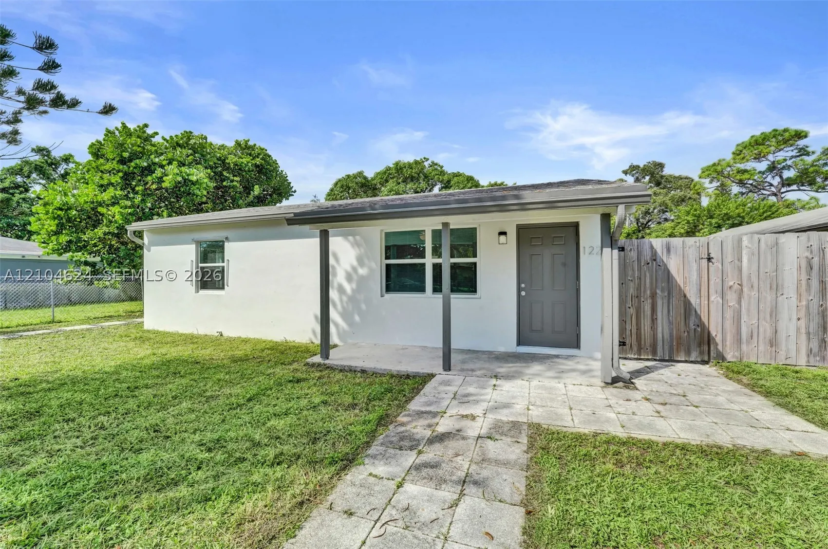 1223 NW 6th Ave