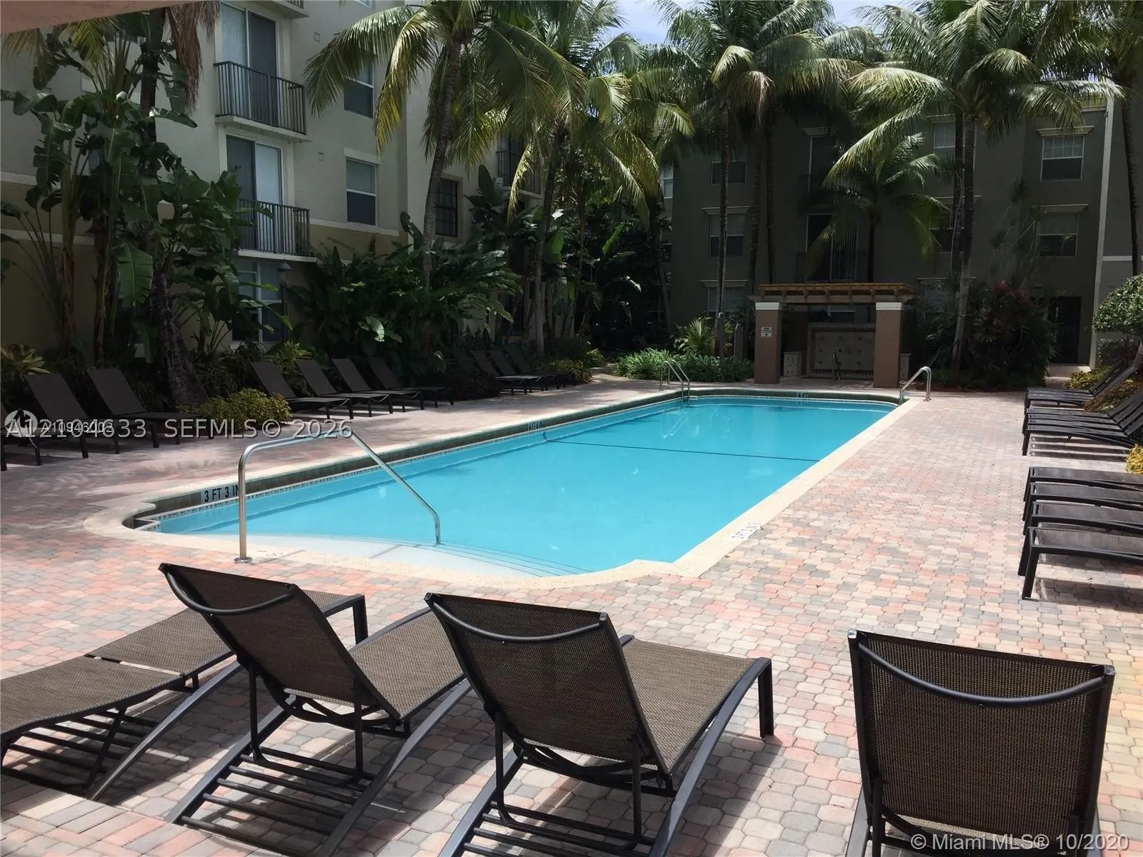 1900 Van Buren St #307B
