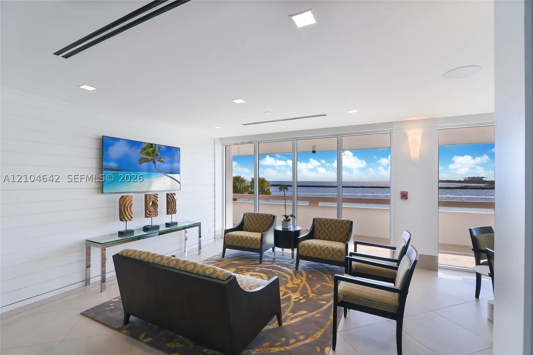 2200 S Ocean Ln #206