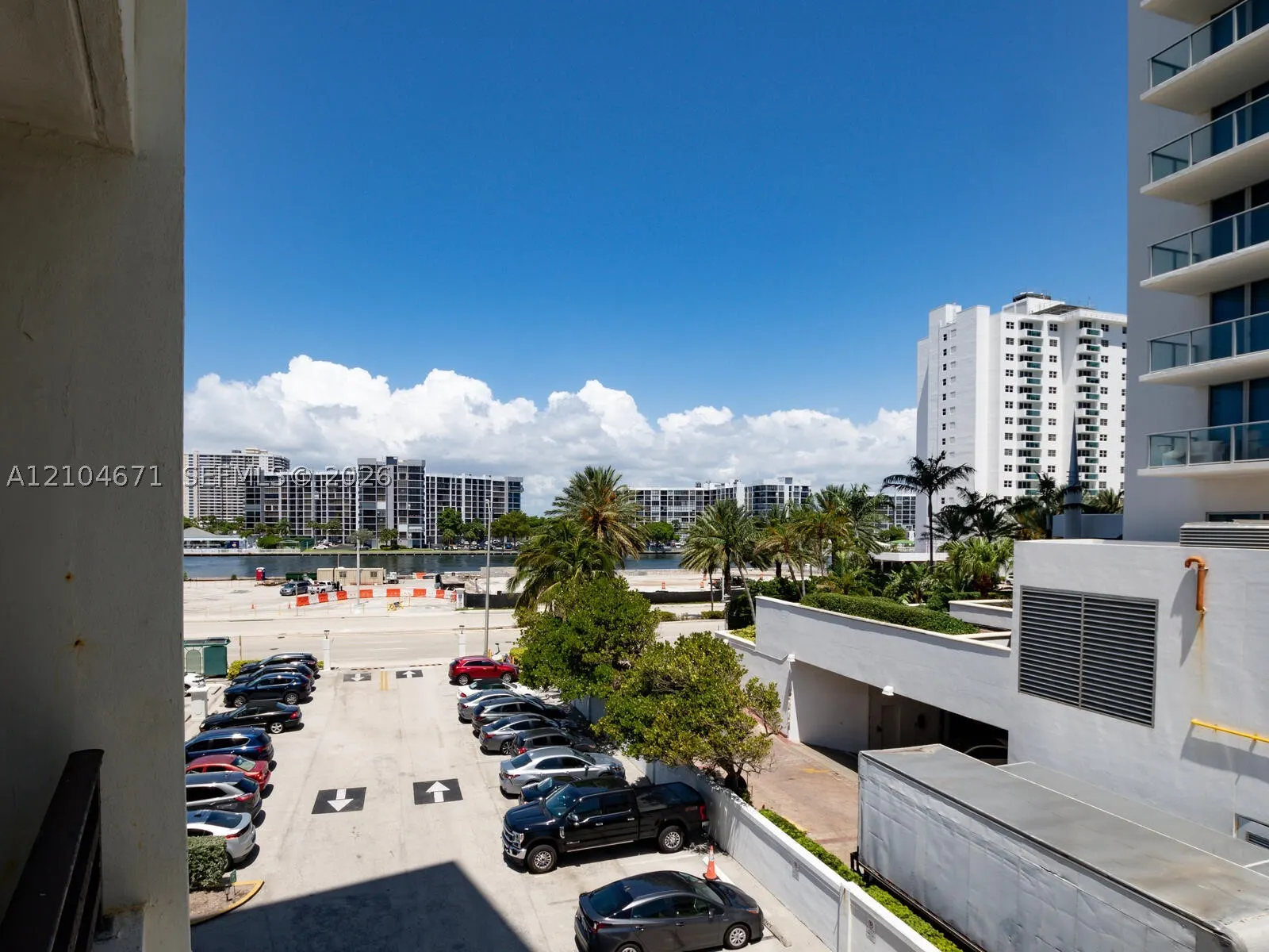 3505 S Ocean Dr #305