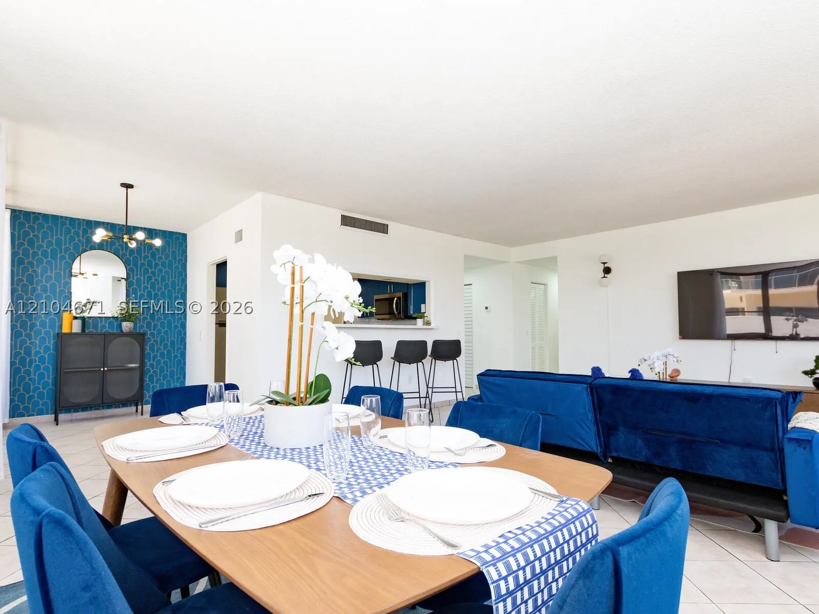 3505 S Ocean Dr #305