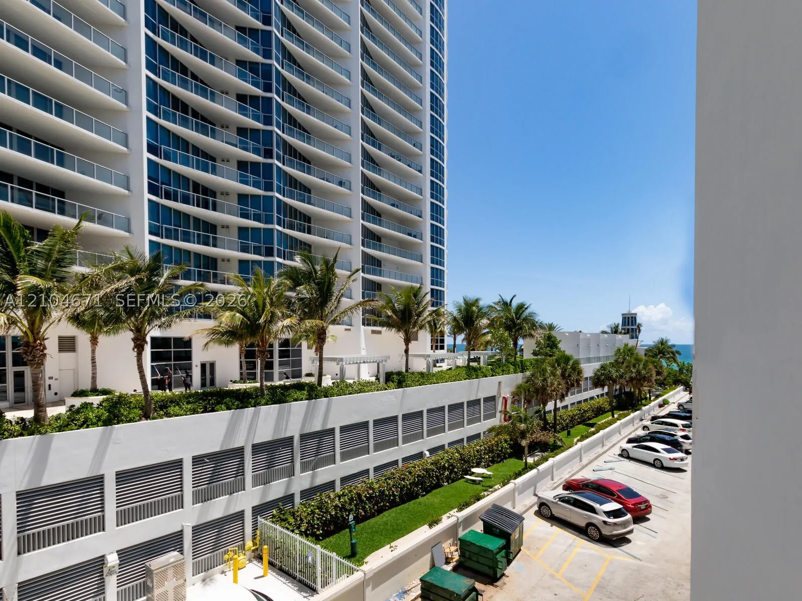 3505 S Ocean Dr #305