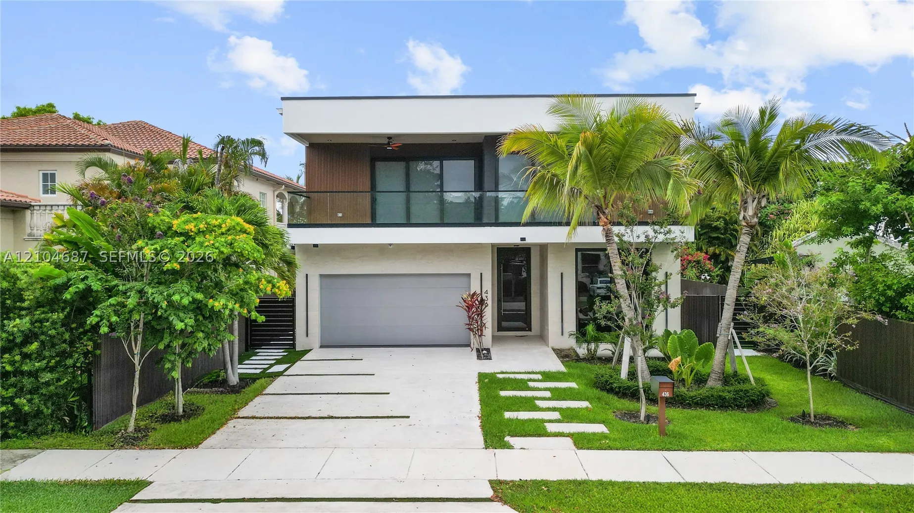 436 NE 10th Ave