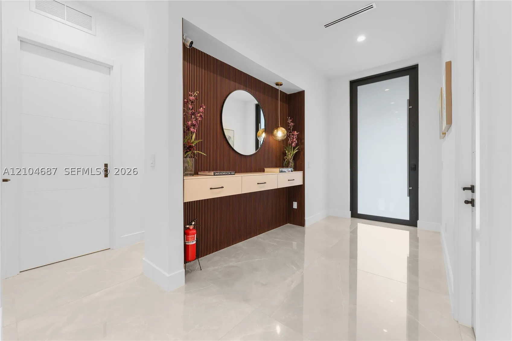 436 NE 10th Ave
