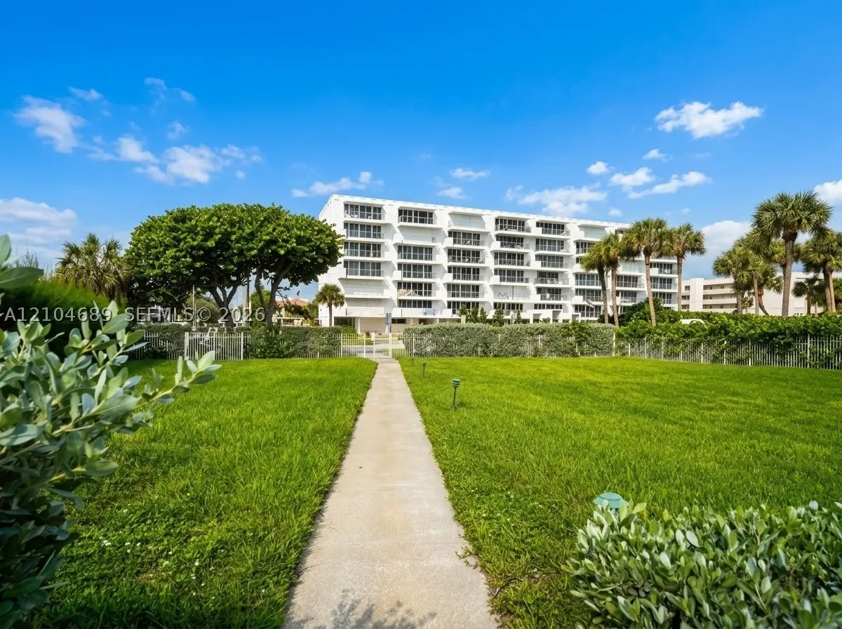 3051 S Ocean Blvd #2050