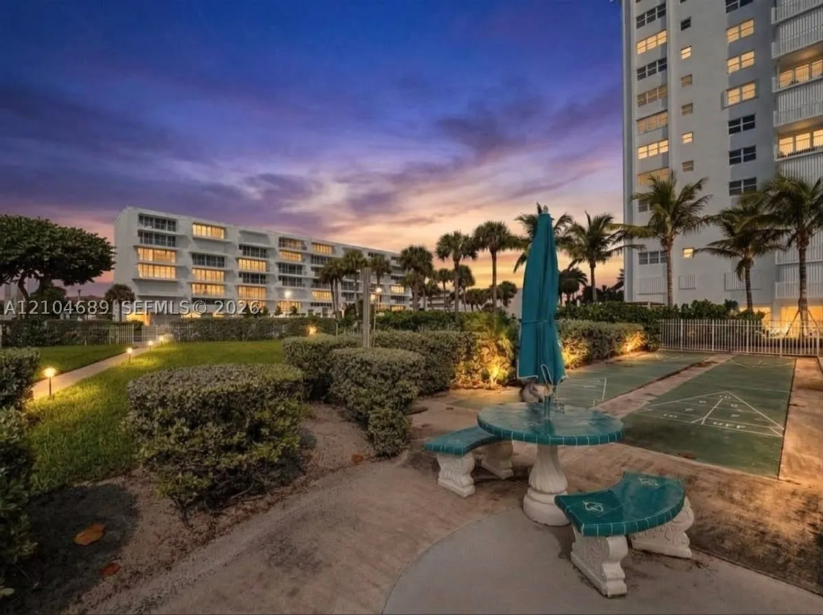 3051 S Ocean Blvd #2050