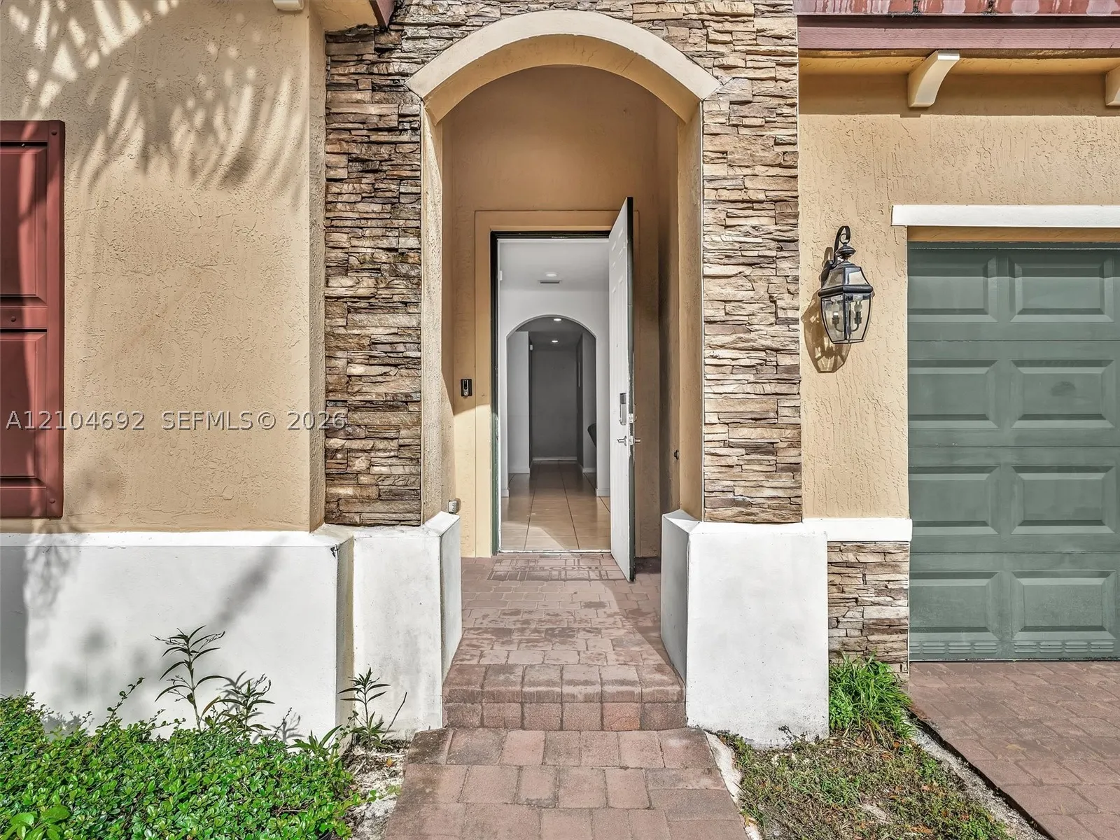 714 SE 37th Pl