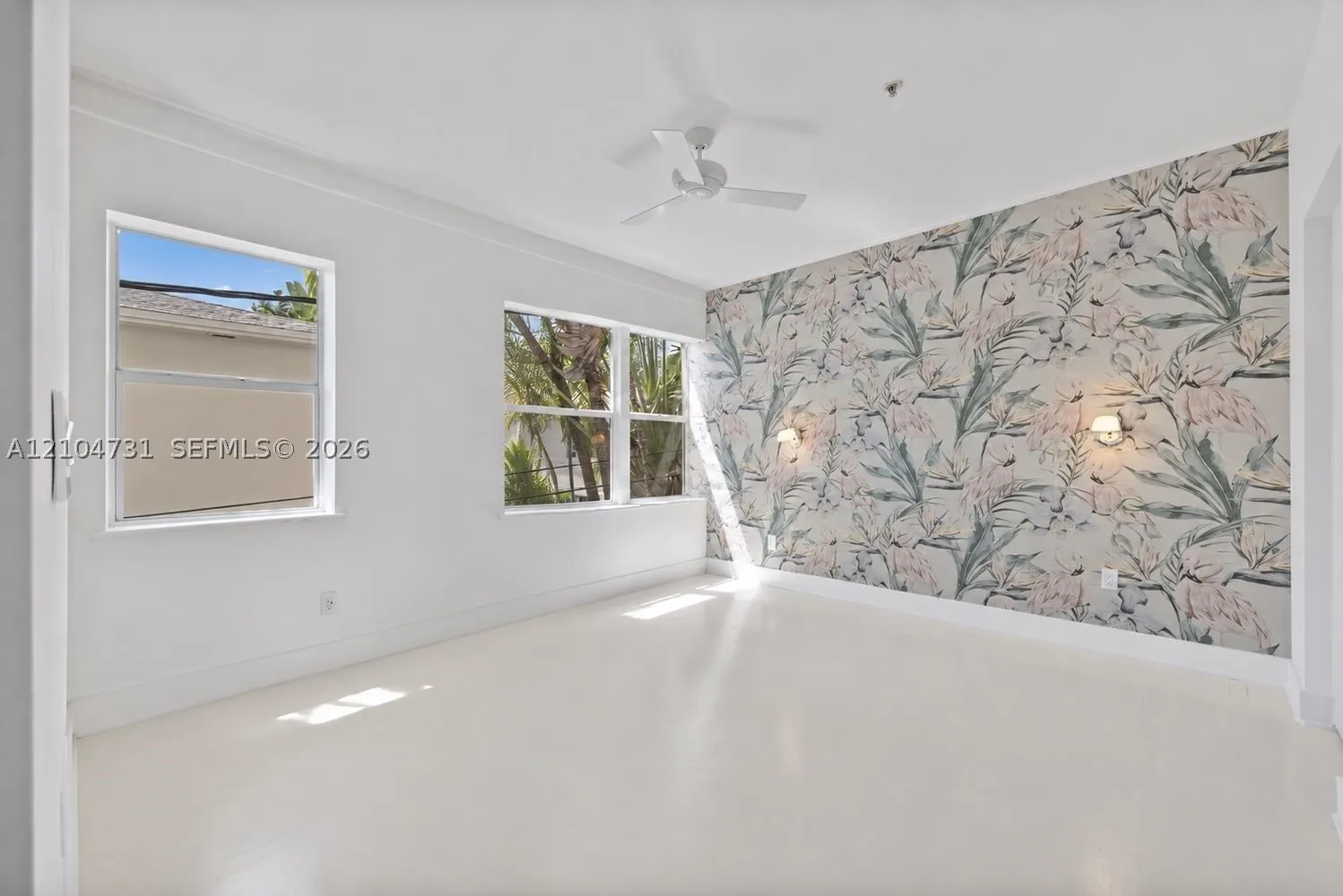 1521 Lenox Ave #206