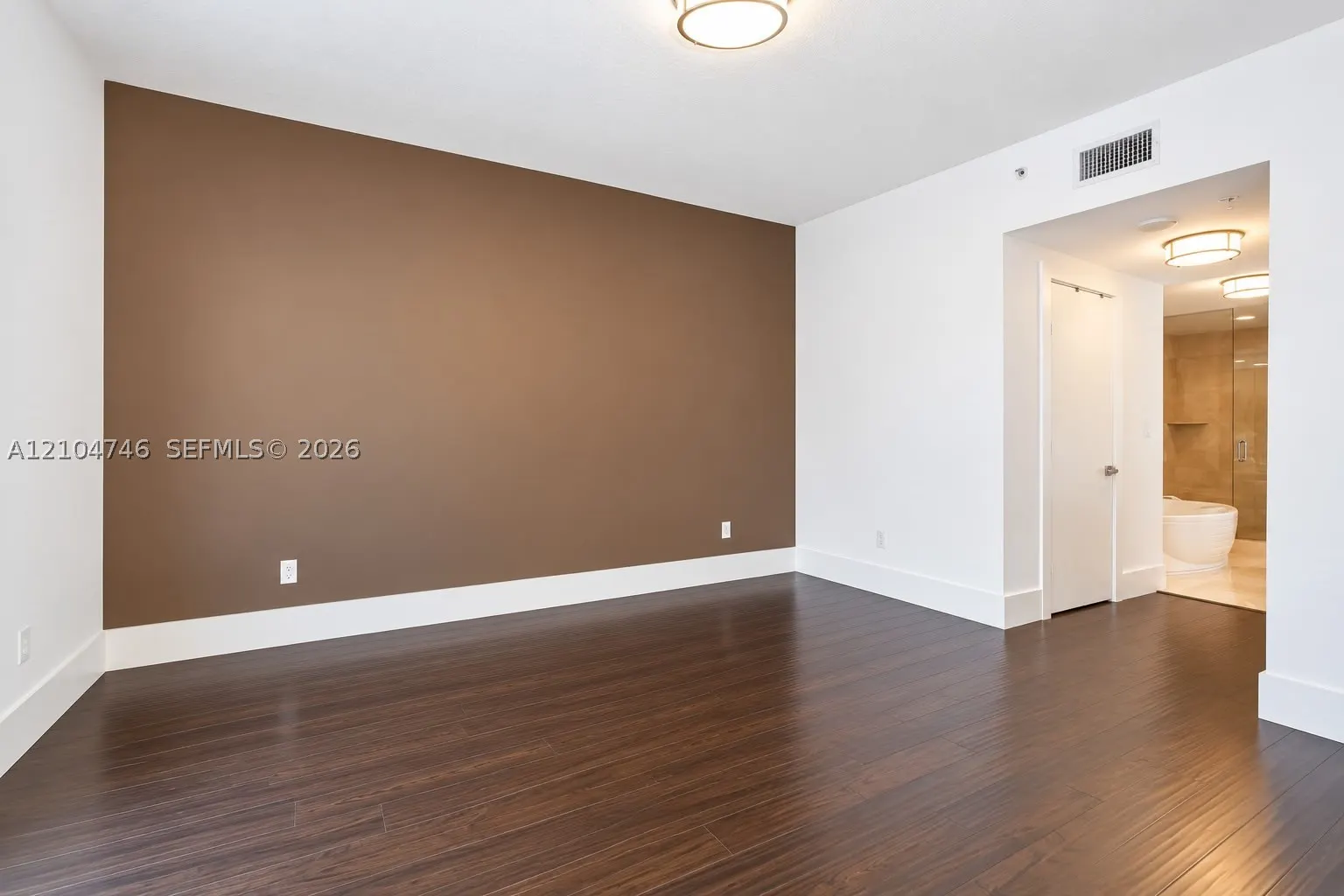 16275 Collins Ave #2502