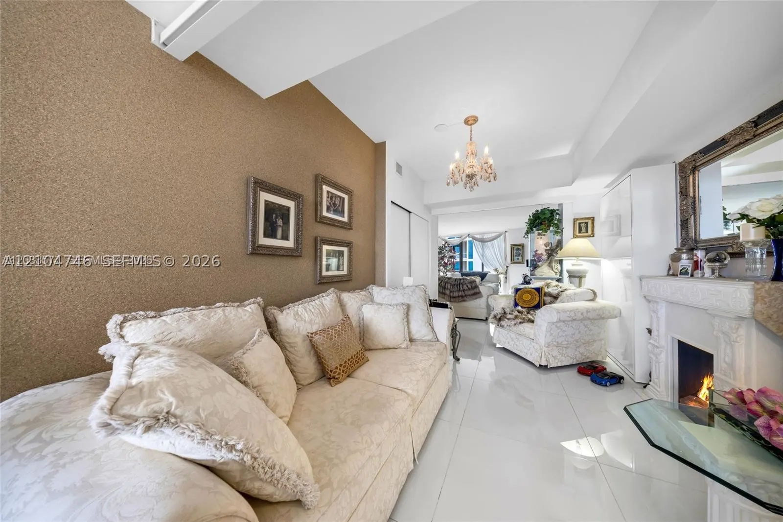 16275 Collins Ave #2502