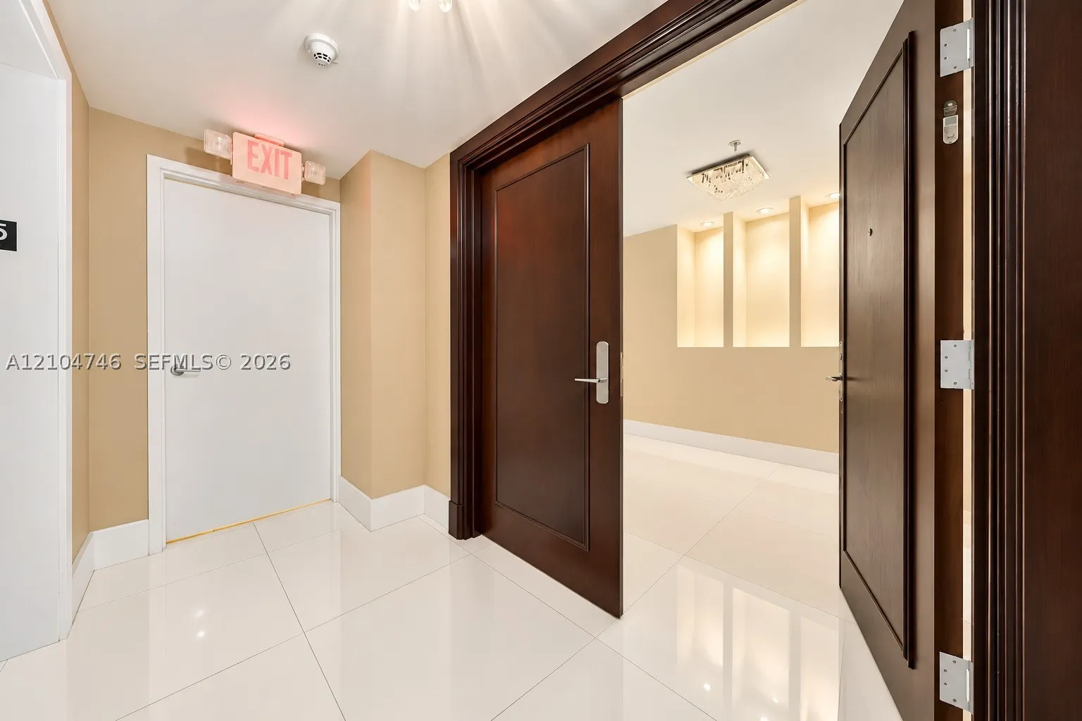 16275 Collins Ave #2502