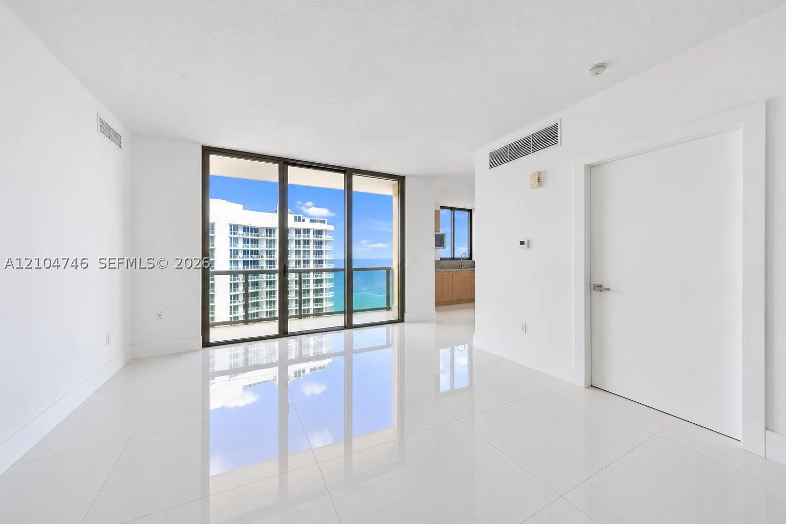 16275 Collins Ave #2502