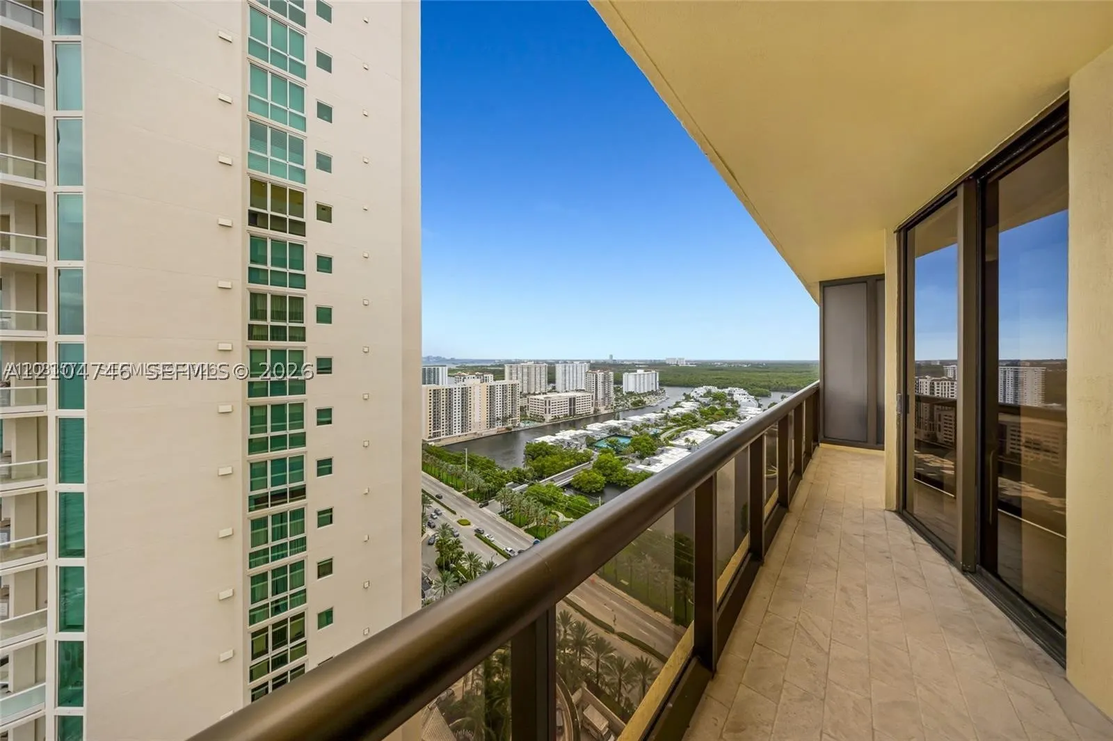 16275 Collins Ave #2502
