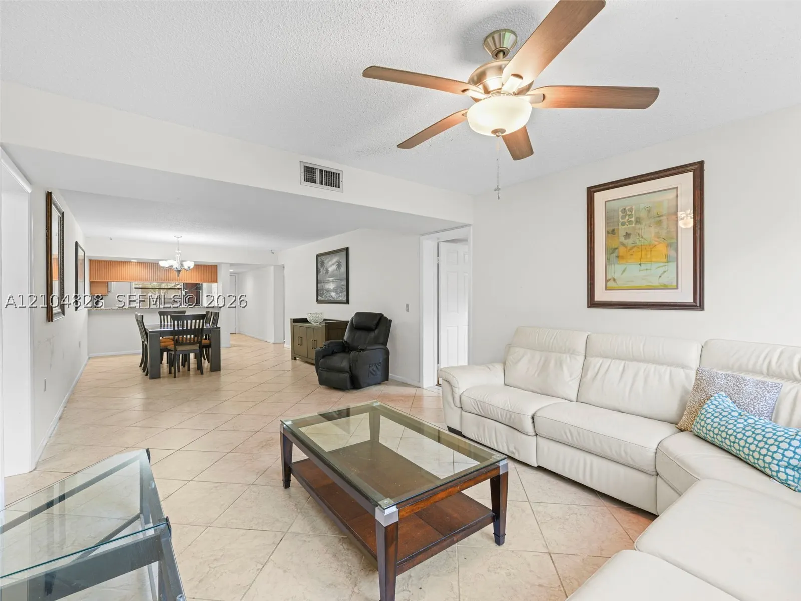 6097 Balboa Cir #105