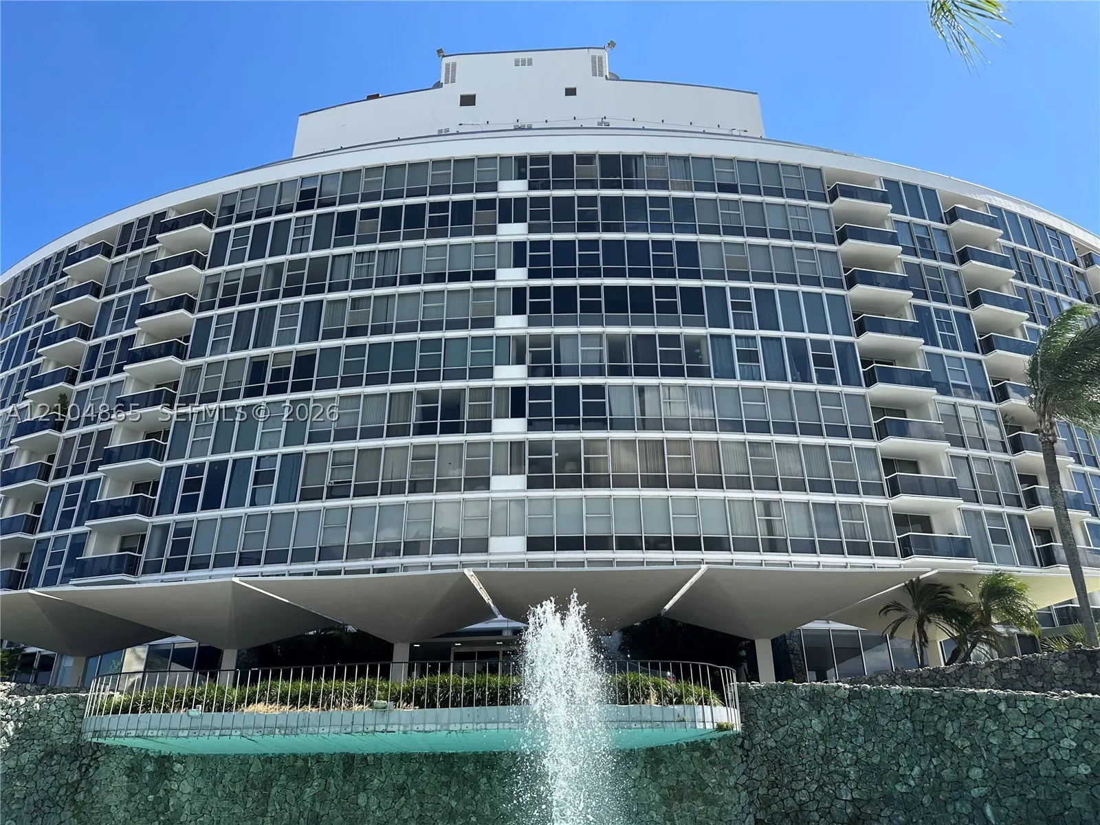 900 Bay Dr #413