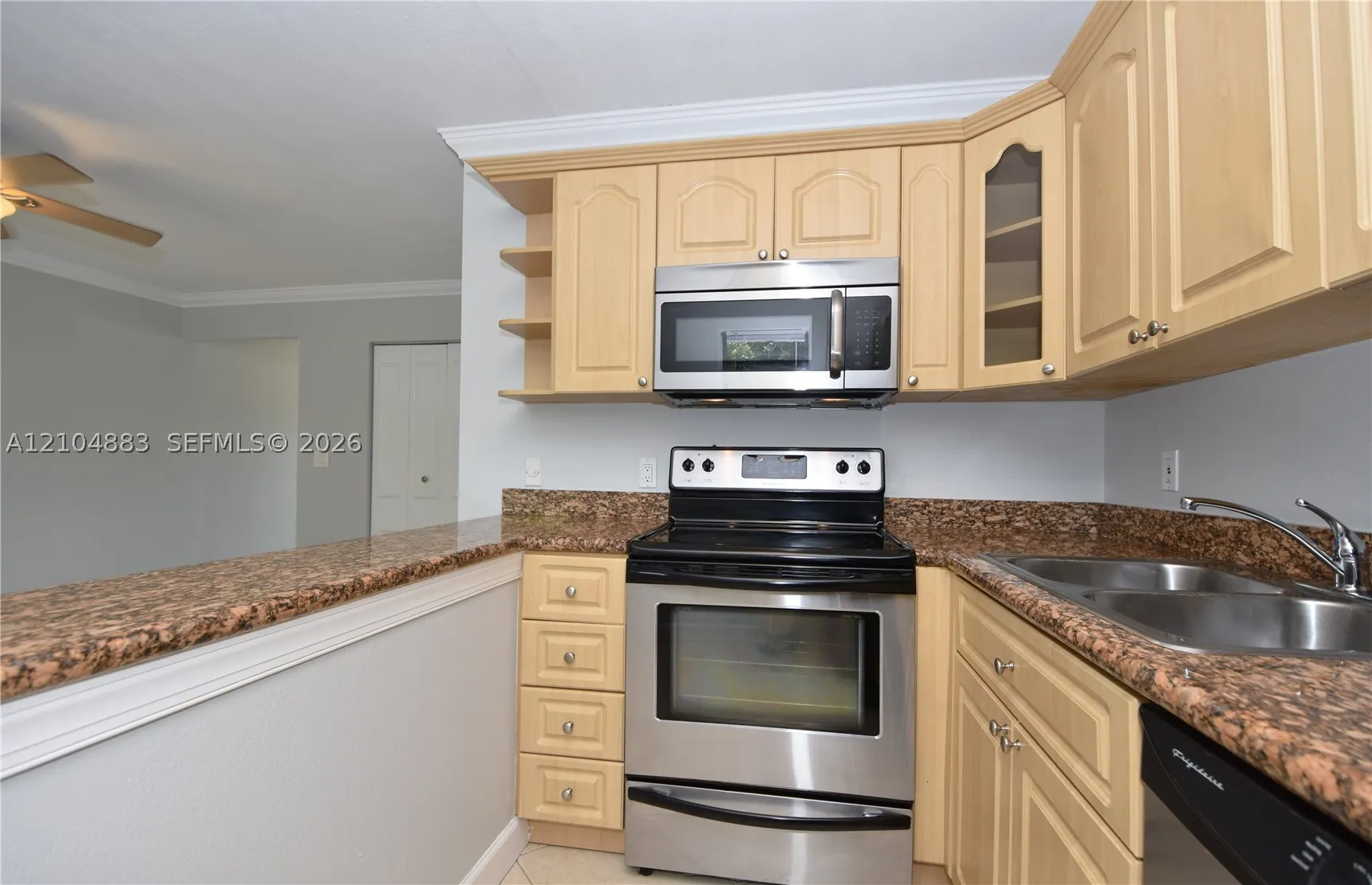 1401 NE 53rd St #109