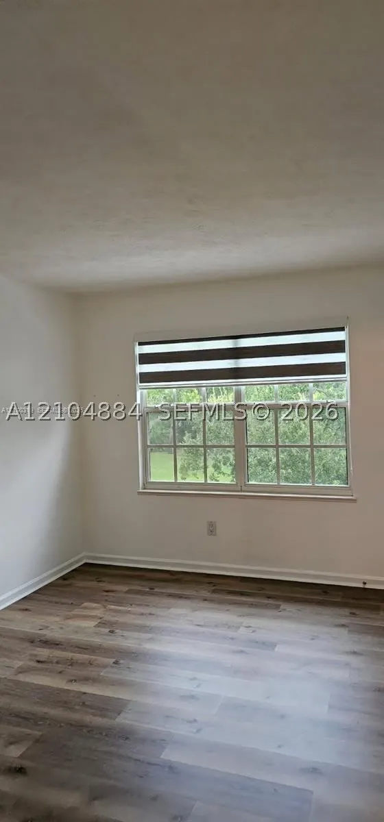2058 SE Wild Meadow Cir #101