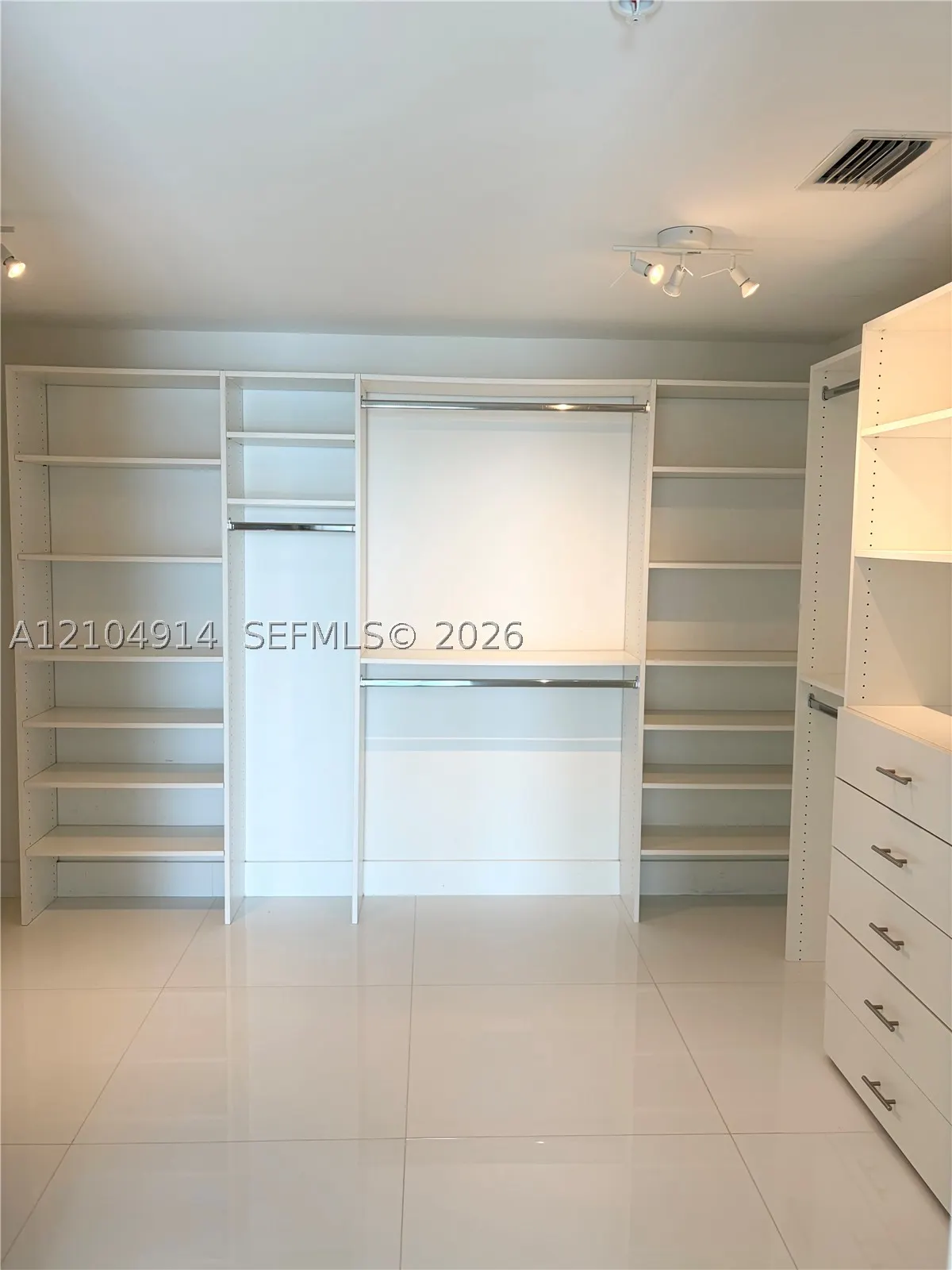 400 Sunny Isles Blvd #1002