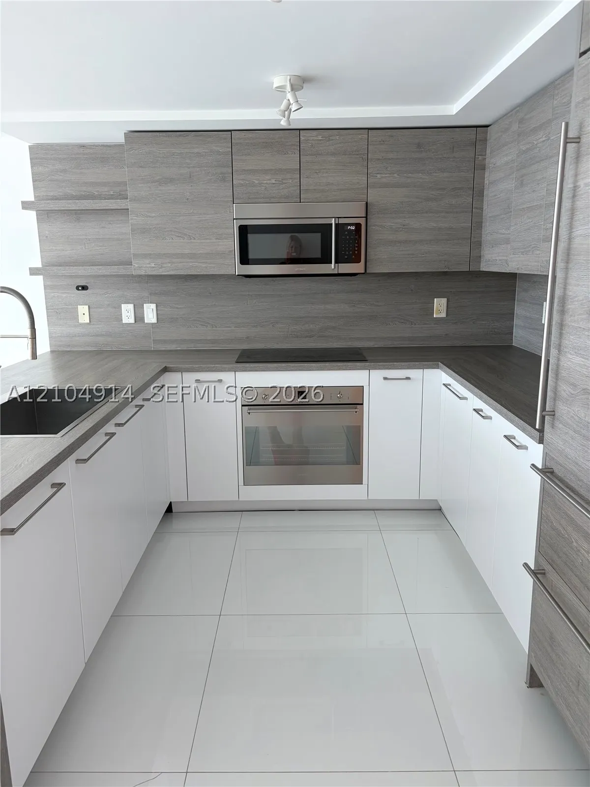 400 Sunny Isles Blvd #1002