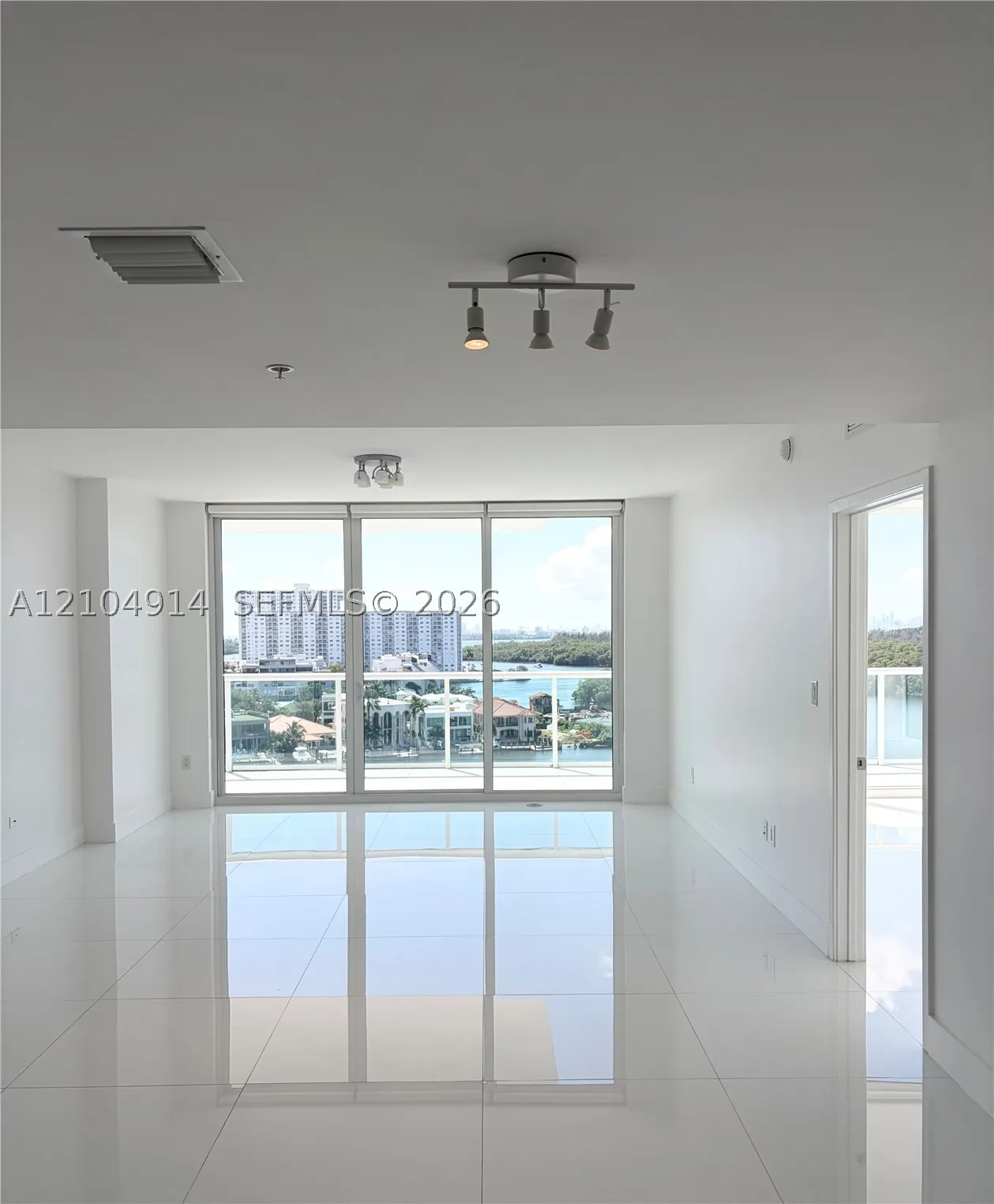 400 Sunny Isles Blvd #1002