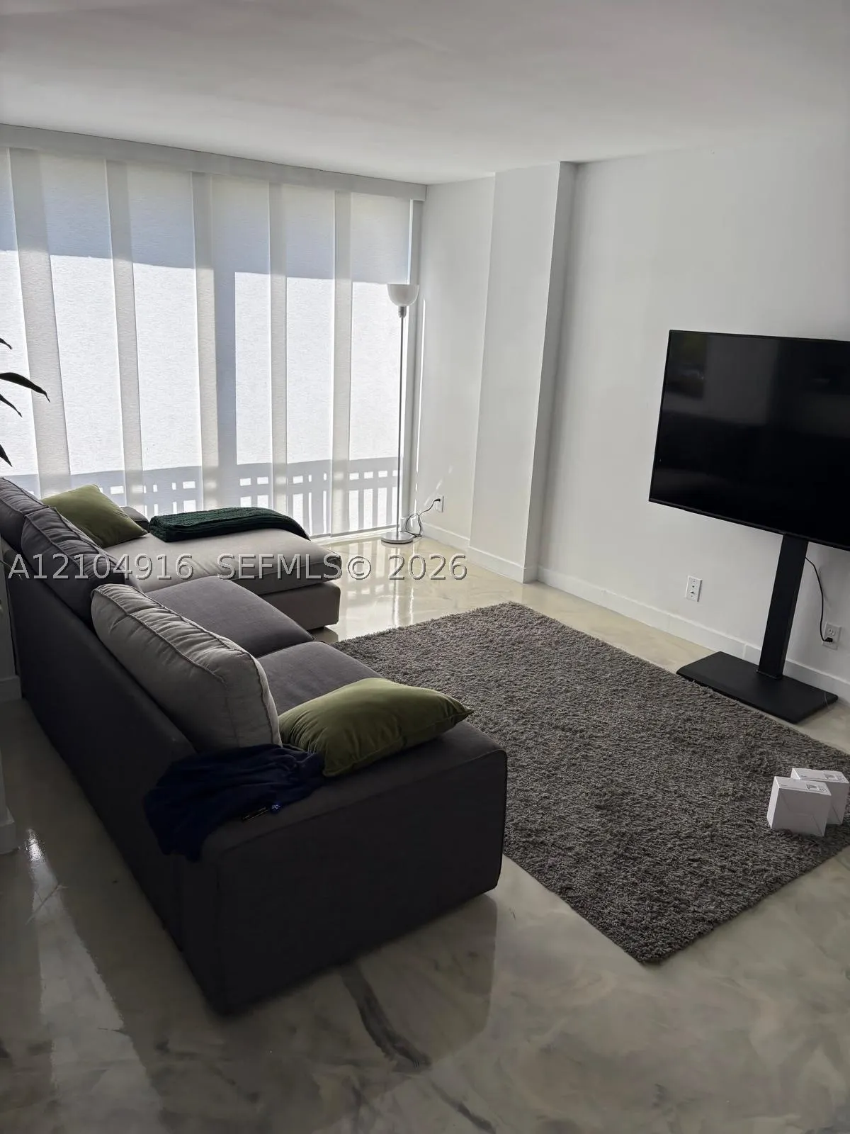 17021 N Bay Rd #428