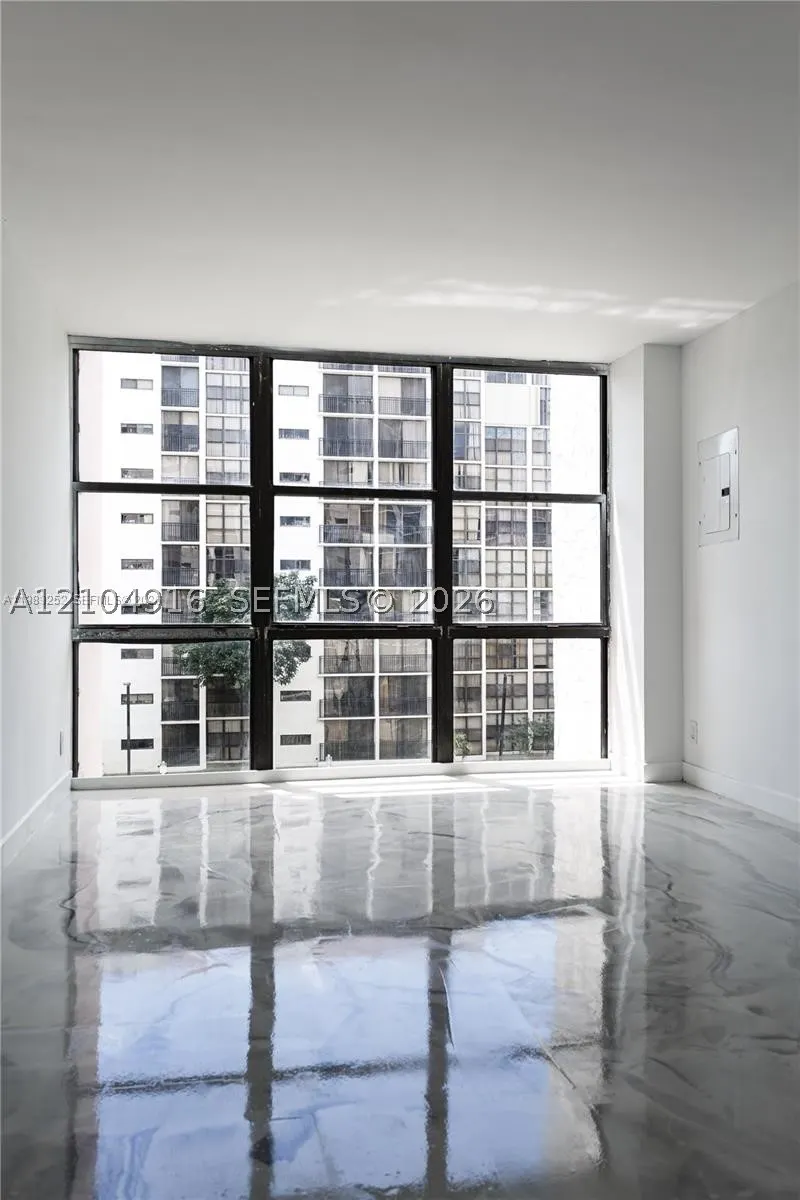 17021 N Bay Rd #428