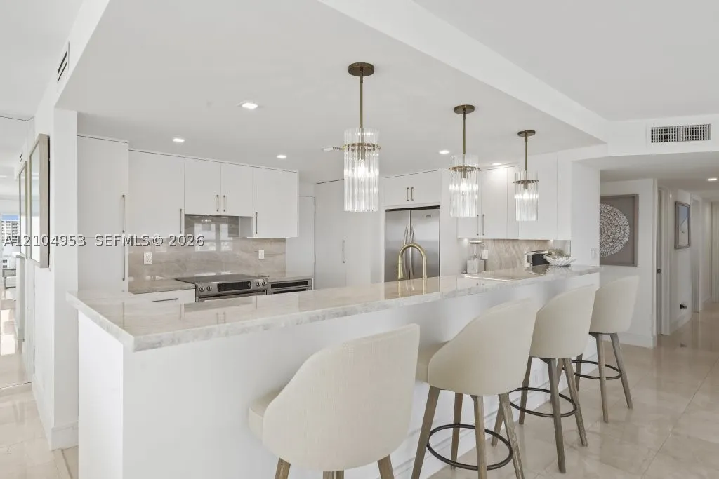 3500 Galt Ocean Dr #2517
