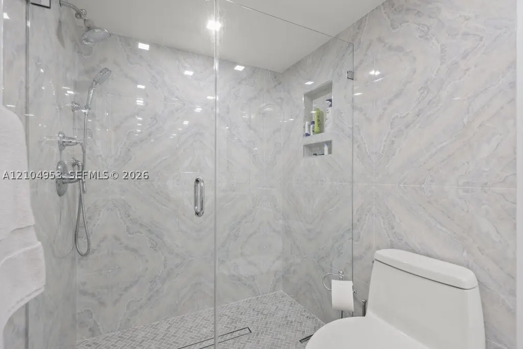 3500 Galt Ocean Dr #2517