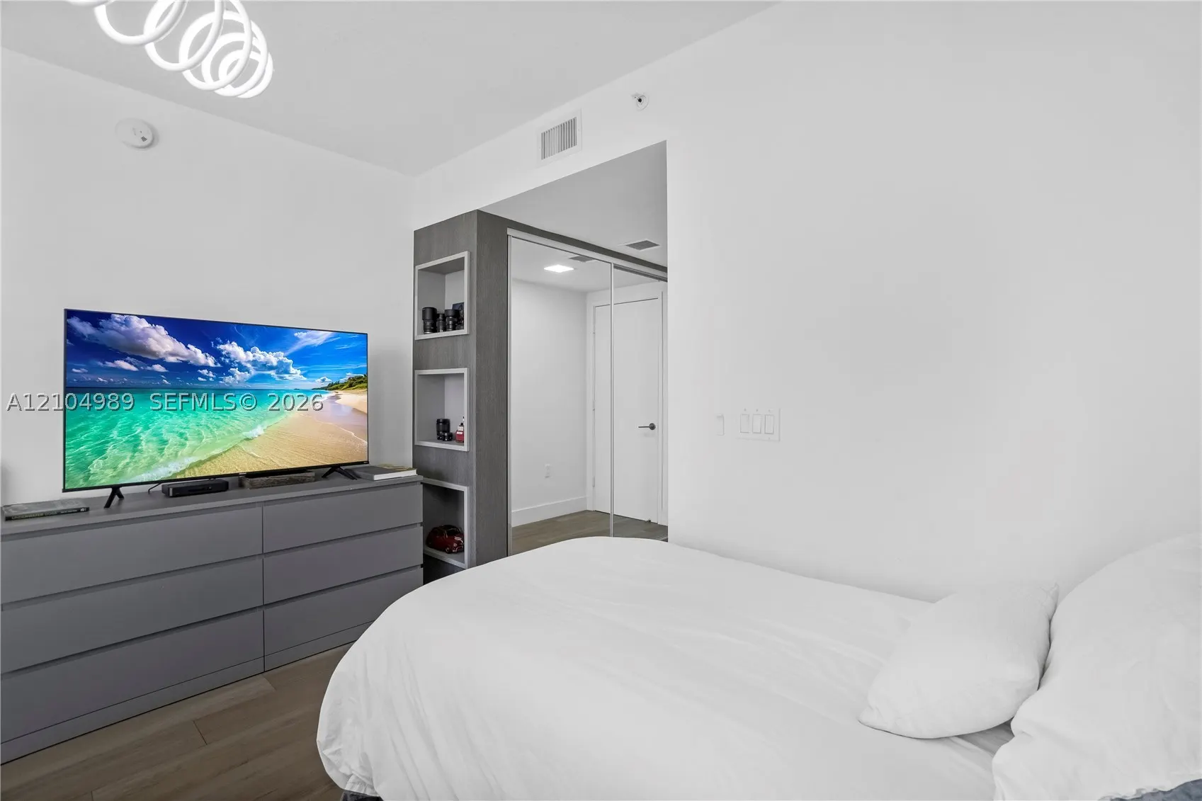 300 Sunny Isles Blvd #4-1802