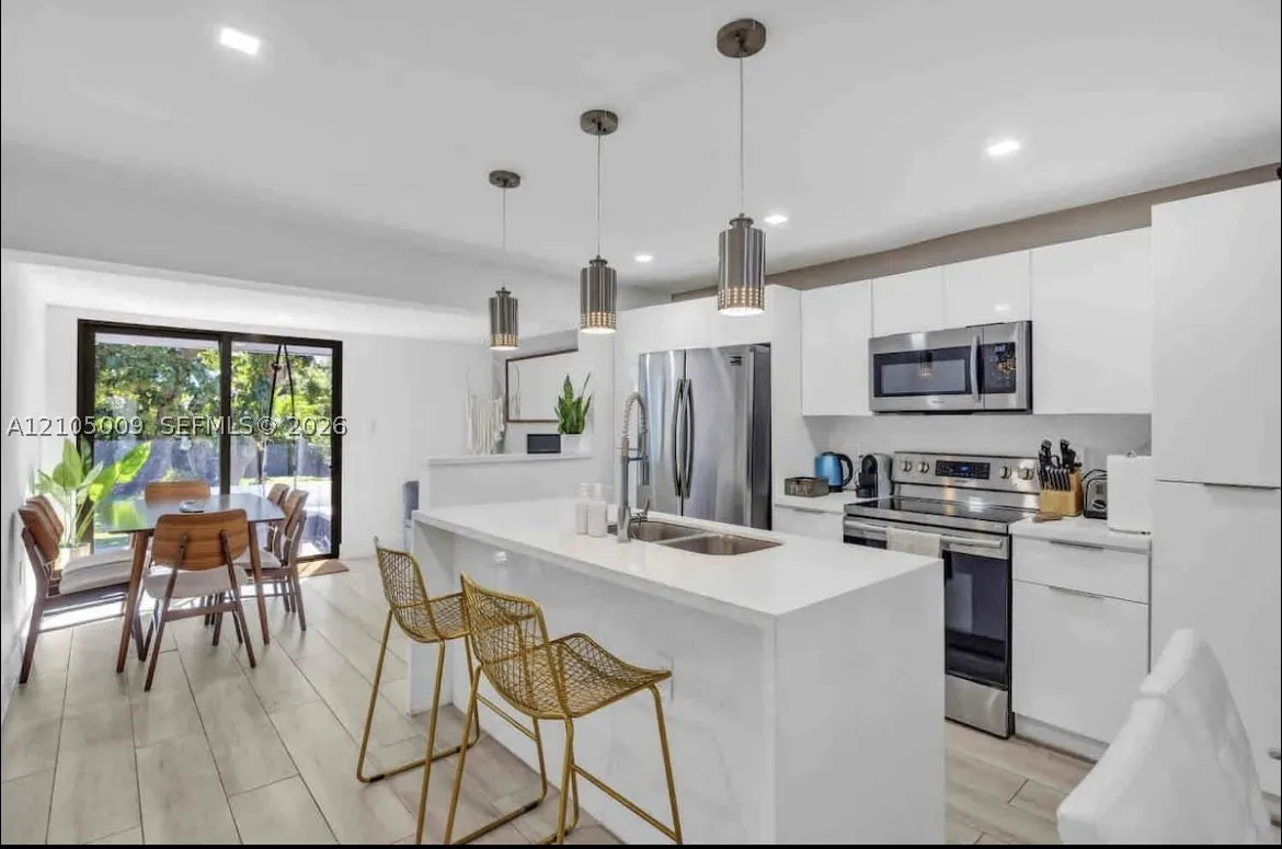 254 NW 51st St