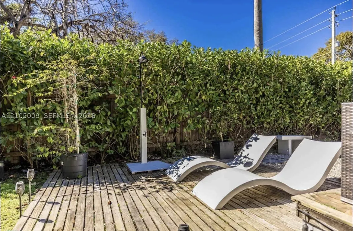 254 NW 51st St